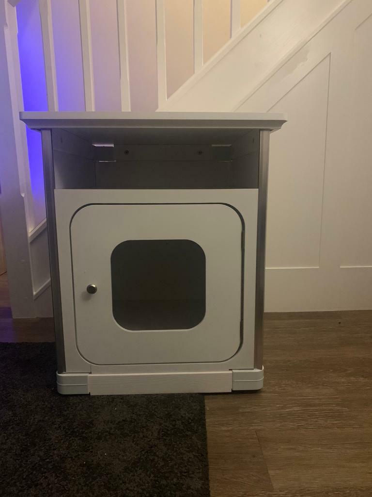 litter tray cupboard